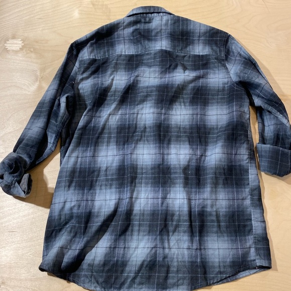 Swiss Tech Gray Plaid Button-Up Shirt Medium (38-40) (JH) - Picture 13 of 13